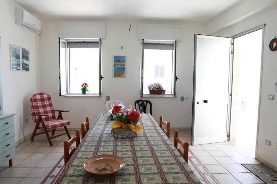 Villetta Frontemare Alliste Luaran gambar