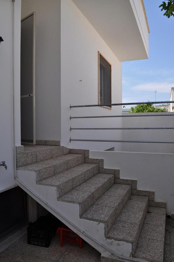 Villetta Frontemare Alliste Luaran gambar